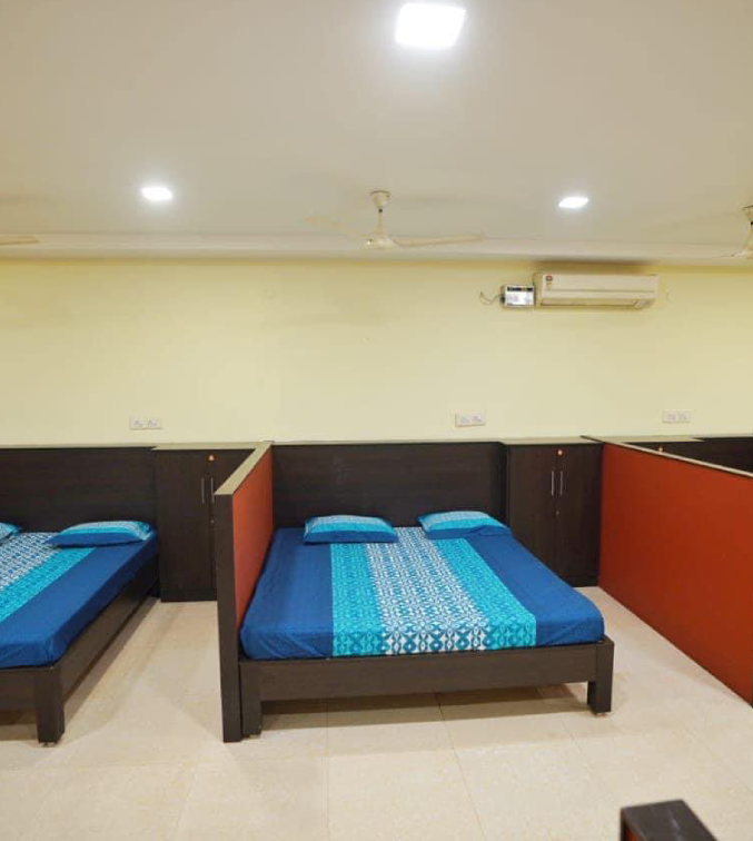 Wash basin facility at Kumbakonam Home Stay