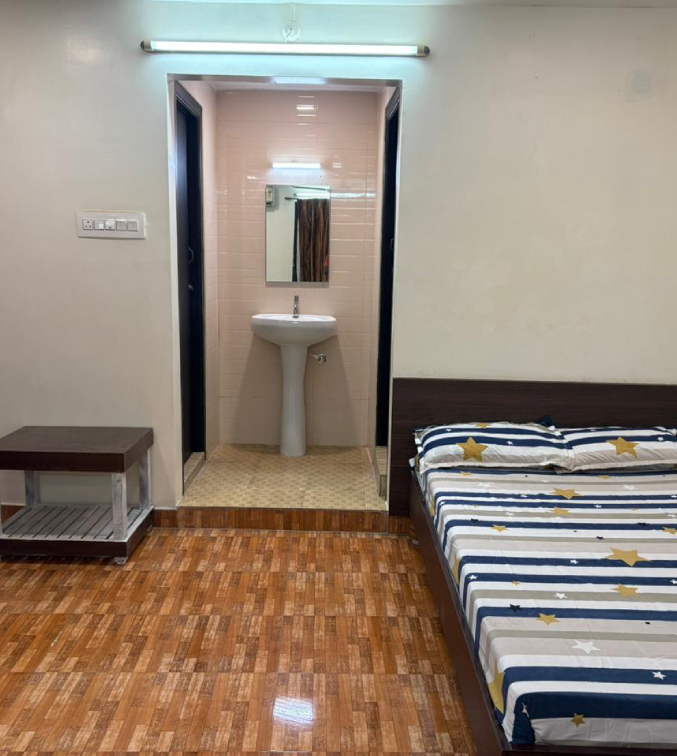1 bedroom AC family suite with hall in Kumbakonam